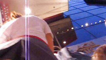 Sexy ragazza selvaggia nonne troie porn ama giocare con la sua figa
