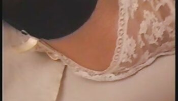 Eccitata bella teenager nonne troie italiane tatuata a pecorina