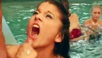 Due mamme calde youporn vecchie troie si fanno lesbiche complete