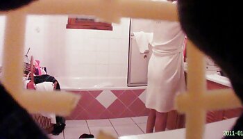 La sensuale trans GF Estela Duarte si fa scopare dal nonne ciccione troie suo amante nero